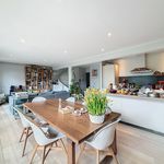 Rent 3 bedroom apartment of 162 m² in Bruxelles