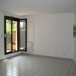 Rent 1 bedroom apartment of 27 m² in CLERMONT-FERRAND