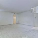 Rent 4 bedroom apartment of 225 m² in Newport Beach