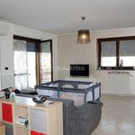 Affitto 1 camera appartamento di 75 m² in Settimo Torinese