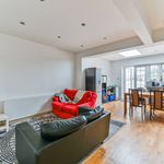 Rent 5 bedroom house of 132 m² in London