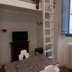 Affitto 1 camera appartamento di 65 m² in Piacenza