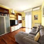 Affitto 3 camera appartamento di 78 m² in Genova