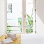 Rent 3 bedroom house of 132 m² in Porto