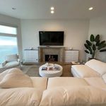 Rent 4 bedroom apartment of 236 m² in Manhattan Beach