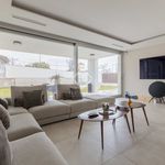 Rent 3 bedroom house of 347 m² in Madrid