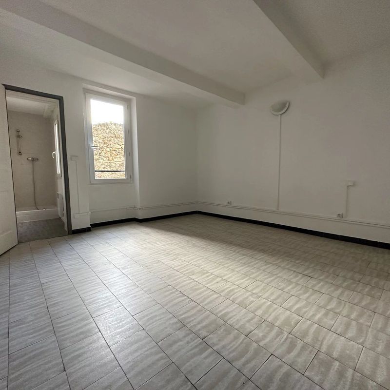 Louer appartement de 2 pièces 34 m² 385 € à Lodève (34700) : une annonce Arthurimmo.com Poujols