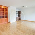 Rent 6 bedroom house of 650 m² in madrid
