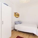 Rent a room of 86 m² in Madrid