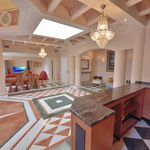 Rent 3 bedroom house of 275 m² in Marbella