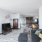 Rent 5 bedroom apartment of 220 m² in Genova