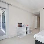 Rent 2 bedroom apartment of 125 m² in Irvine