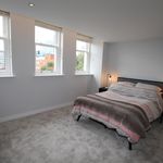Rent 2 bedroom flat of 88 m² in Manchester