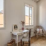 Rent 2 bedroom apartment of 110 m² in Florence