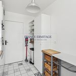 Rent 2 bedroom apartment of 67 m² in Suresnes