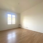Rent 3 bedroom apartment of 60 m² in Montigny-le-Bretonneux