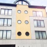 Appartement de 90 m² avec 2 chambre(s) en location à Oudergem