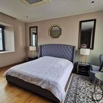 Rent 4 bedroom house of 300 m² in Huai Khwang