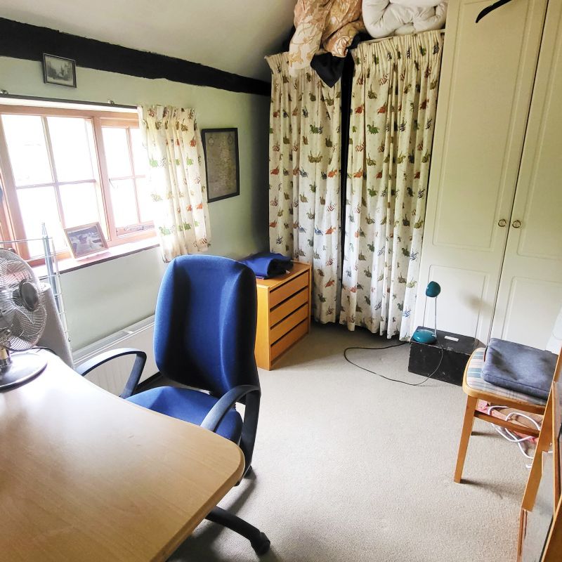 3 bedroom Terraced House to let in Cookham,  from Pike Smith & Kemp Estate Agents. Cookham Rise