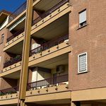 Affitto 4 camera appartamento di 92 m² in Roma