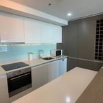 Rent 1 bedroom apartment in Khlong San
