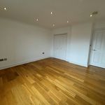 Rent 3 bedroom flat in Portsmouth