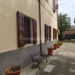 Rent 5 bedroom house of 850 m² in Budrio