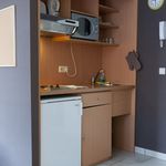 Rent 1 bedroom apartment of 35 m² in Schaarbeek