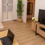 Rent 1 bedroom apartment of 70 m² in València