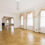 Rent 4 bedroom apartment of 183 m² in London