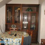 Affitto 4 camera casa di 85 m² in Messina