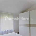 Affitto 3 camera casa di 120 m² in Milano