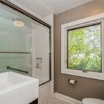Rent 3 bedroom apartment of 213 m² in Evanston