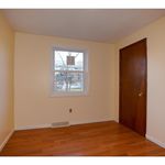 Rent 3 bedroom apartment of 167 m² in Burlington