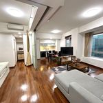 Rent 1 bedroom apartment of 63 m² in Singapore