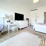 Rent 3 bedroom house of 239 m² in Dubai