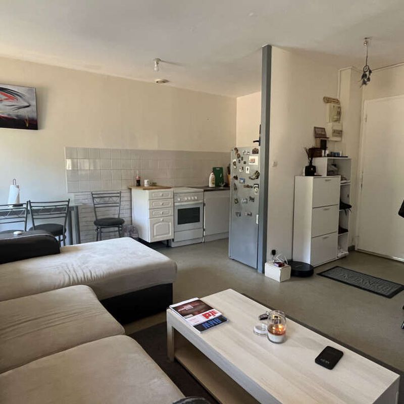 Location appartement 2 pièces 42 m² Bourg-Argental (42220) La Versanne
