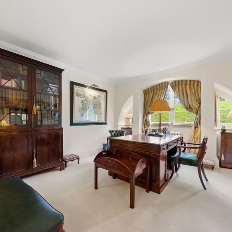 5 bedroom property to let in Peper Harrow House, GU8 - £30,000 pcm Peper Harow