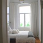 Rent 5 bedroom apartment of 90 m² in Berlin