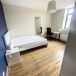 Louez une chambre de 179 m² à Lille