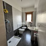 Affitto 3 camera appartamento di 60 m² in L'Aquila
