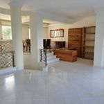 Ενοικίαση 3 υπνοδωμάτιο σπίτι από 180 m² σε Kyprinos