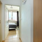 Rent 2 bedroom apartment of 46 m² in Prague