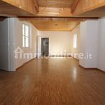 Affitto 4 camera appartamento di 180 m² in Bolzano