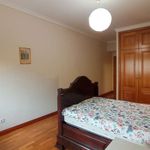 Rent a room of 300 m² in Casal da Mira