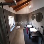 Affitto 2 camera casa di 92 m² in Pecetto Torinese