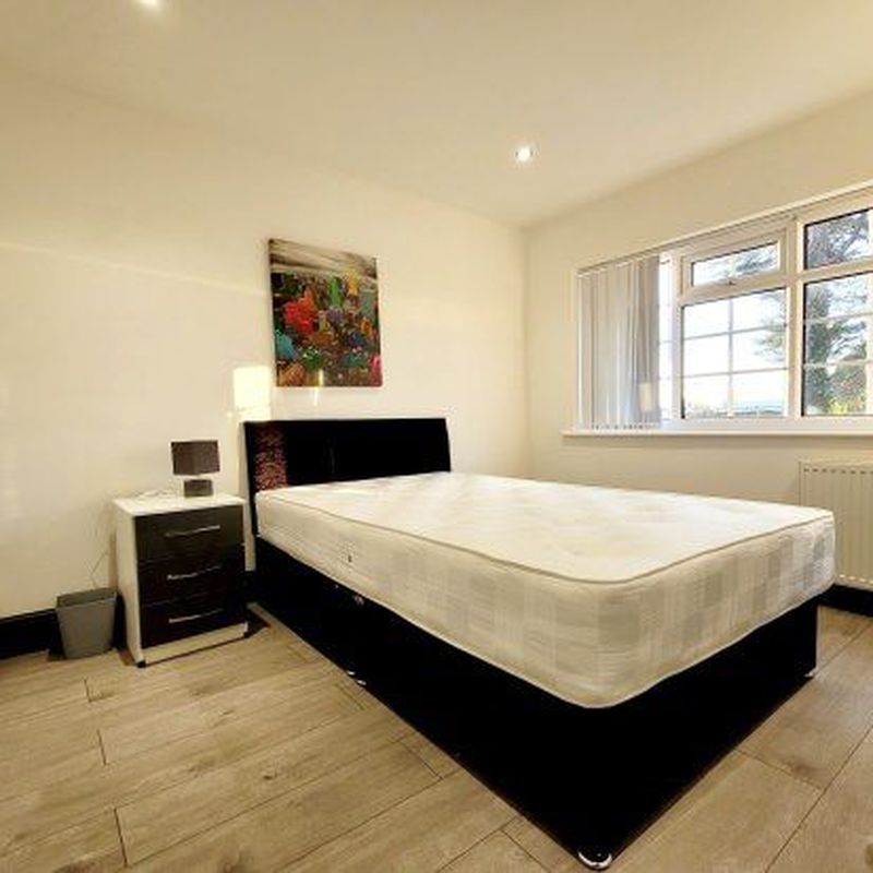 Room to rent in Mere Fold, Manchester M28 Engine Fold