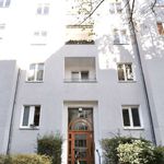 Miete 5 Schlafzimmer wohnung von 220 m² in Berlin