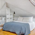 Rent 1 bedroom apartment of 60 m² in Tour Eiffel, Invalides – Ecole Militaire, Saint-Thomas d’Aquin
