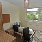 Rent 6 bedroom flat in Egham